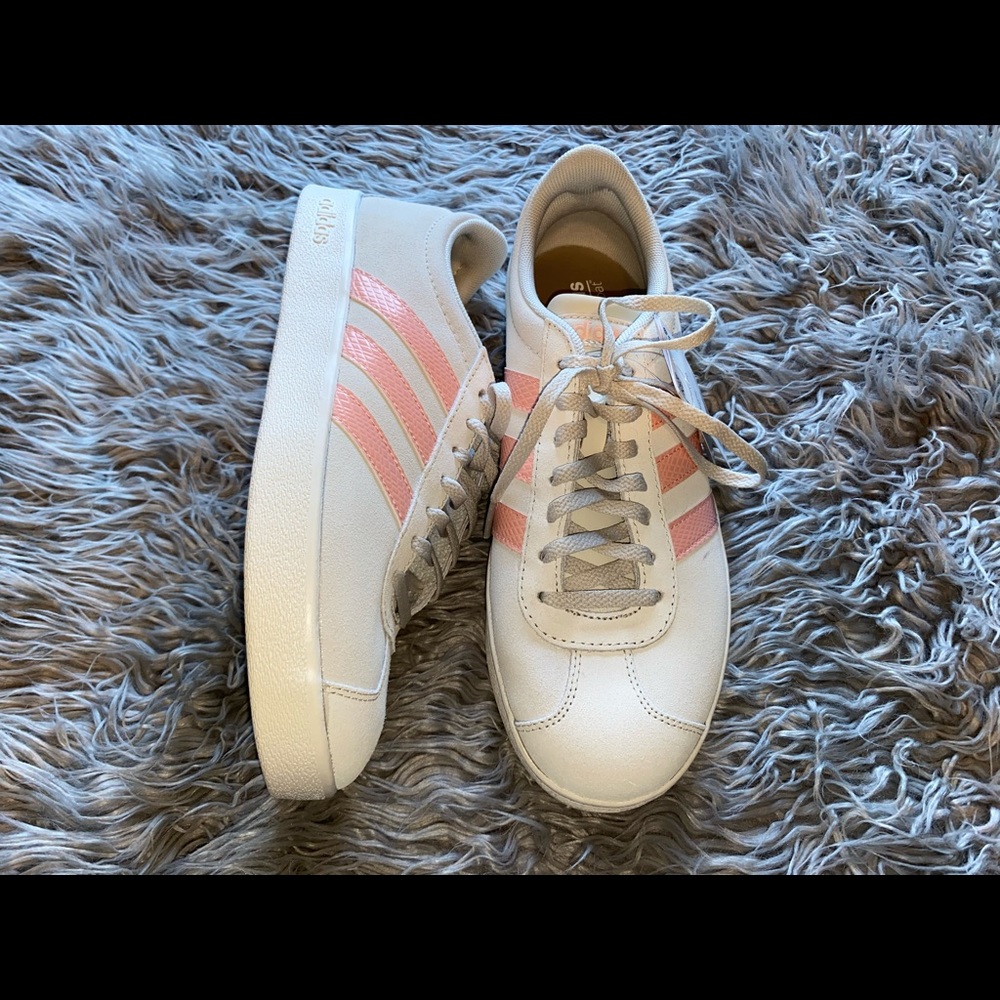 Women’s Adidas VL COURT 2.0